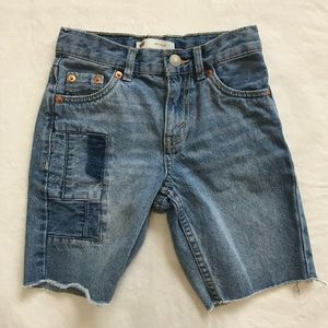 Levi’s Jean Shorts Patches